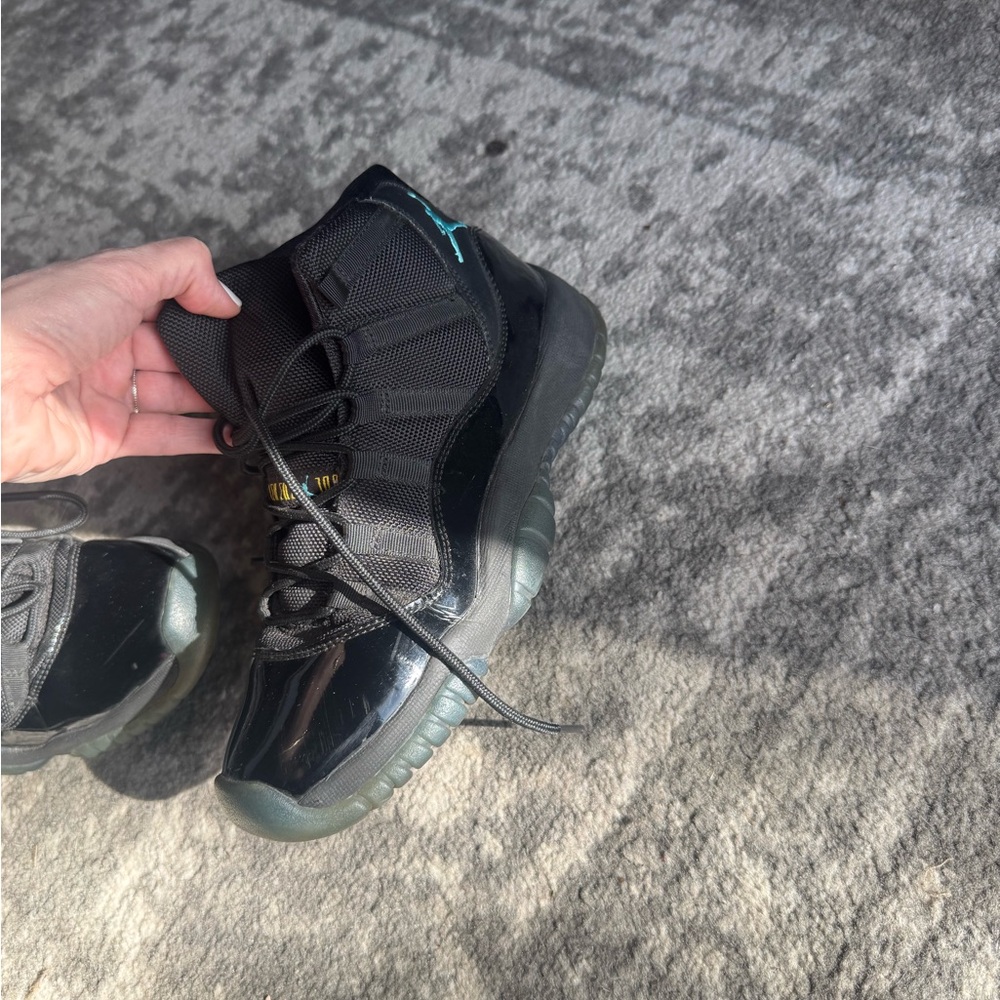 Jordan’s - Picture 2 of 3